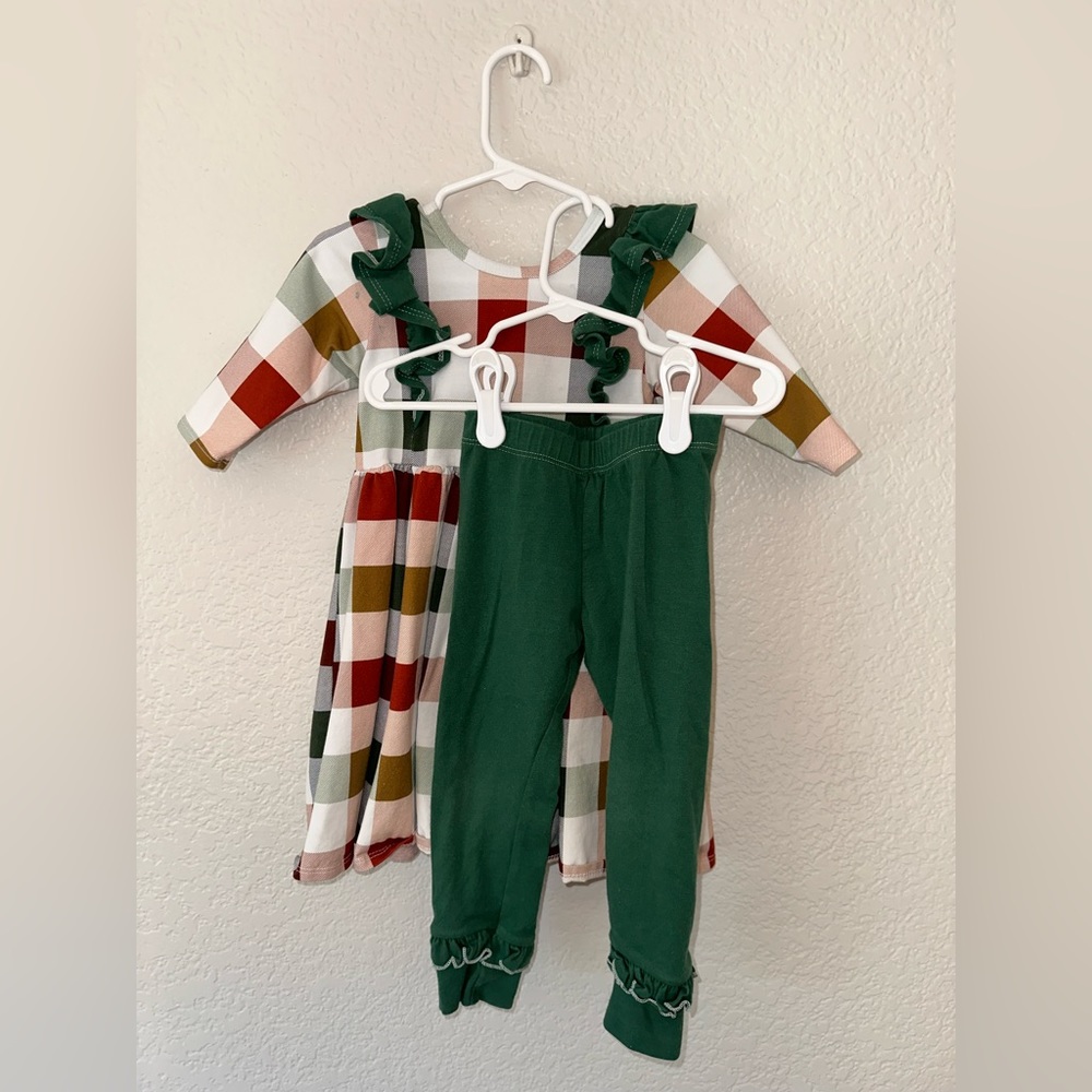 Made By Molly 3T Christmas Set (dress & leggings)